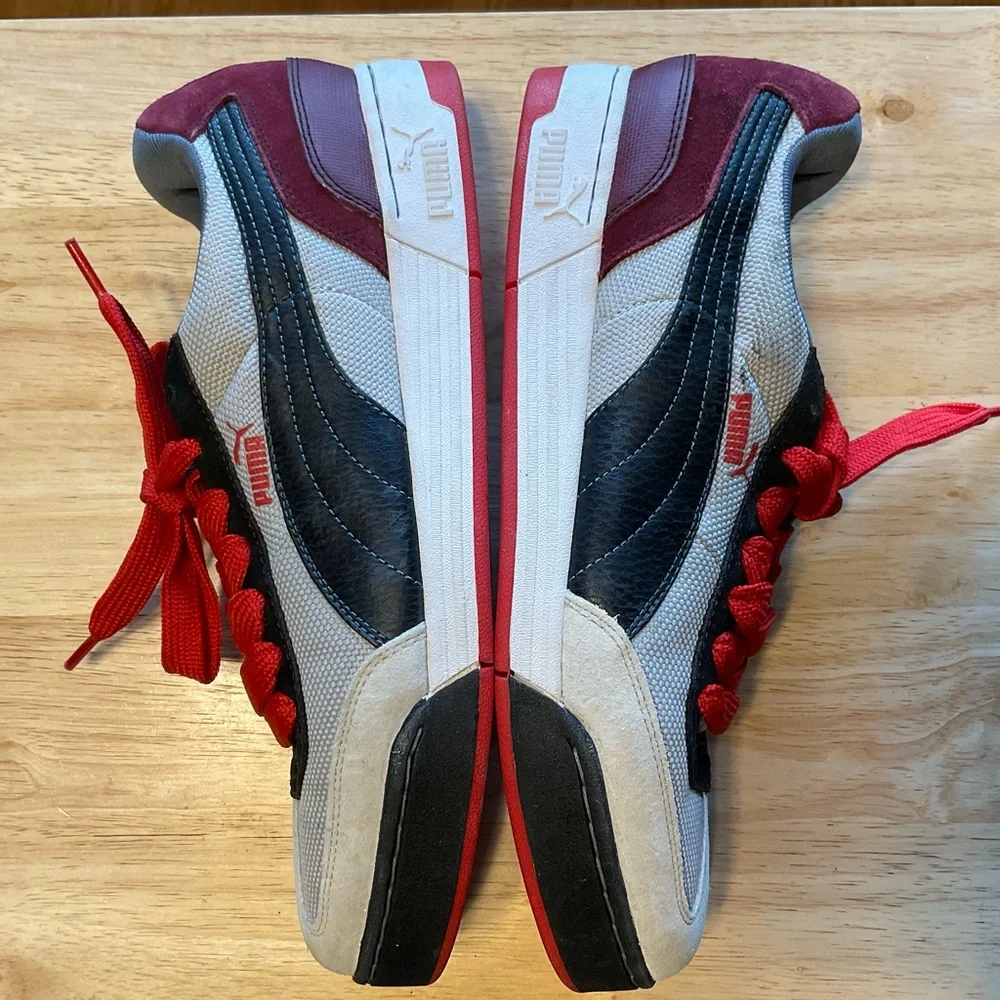 Puma Gray, Red and Black Athletic Shoes. Leather and Textile Upper.
